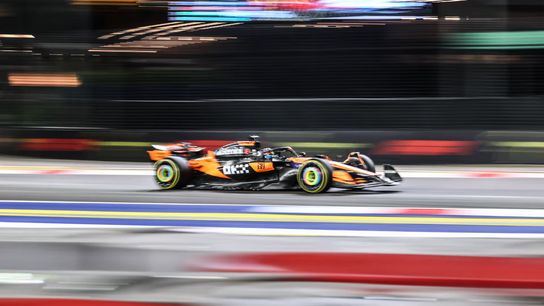 Singapore GP Practice: Alonso Fastest in FP1, Piastri Leads FP2 Amid Red Flags (Formula 1)