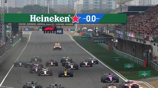 Antonelli beats Russell for maiden F1 victory in China as Hamilton takes first GP podium for Ferrari (Formula 1)