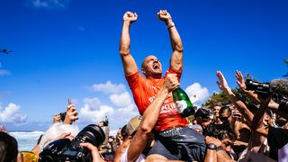 Surf | Days Away from Turning 50 Years Old, Kelly Slater Wins Billabong Pro Pipeline. (Surfing)