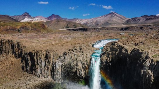 134 Feet of Pure Glory (Surfing)