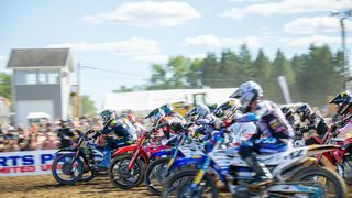 Moto | Pro Motocross Championship Highlights: Fox Raceway II National (Supercross/Pro Motocross)