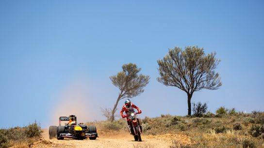 Ricciardo tours Australia on F1 Road Trip. (Formula 1)